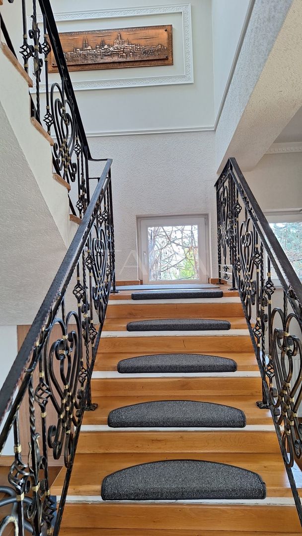 Casa Elegantă în Borhanci - Poză 6