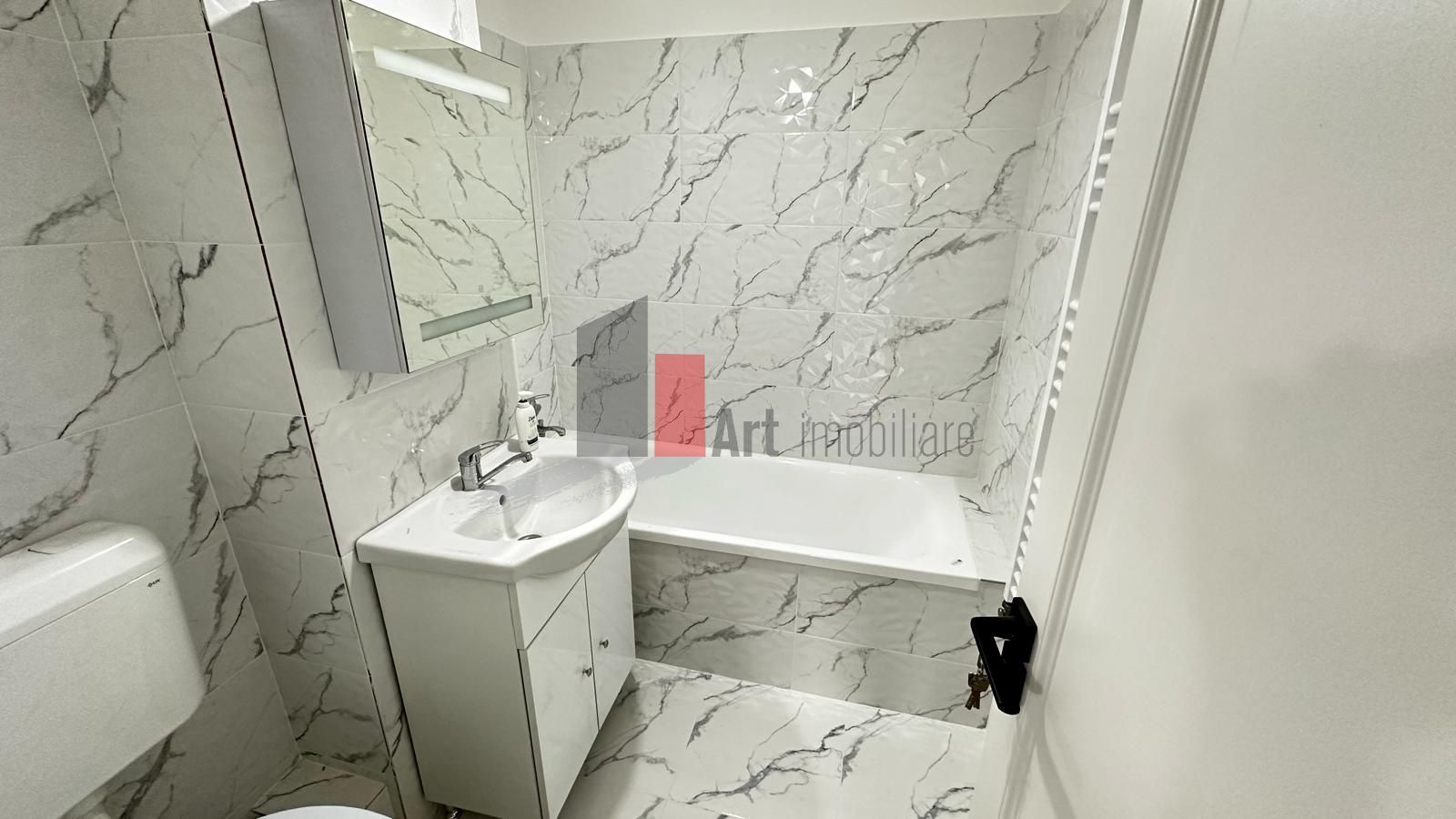 Apartament 3 camere metrou Romancierilor,centrala proprie - Poză 10