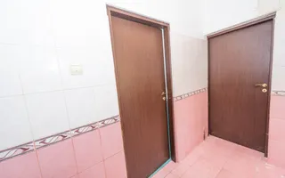 Apartament 3 camere de vanzare, in vila, 83 mp - Poză 21