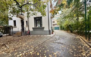 Proprietate cu farmec Art Deco în Cartierul Evreiesc cu multa verdeata - Poză 2