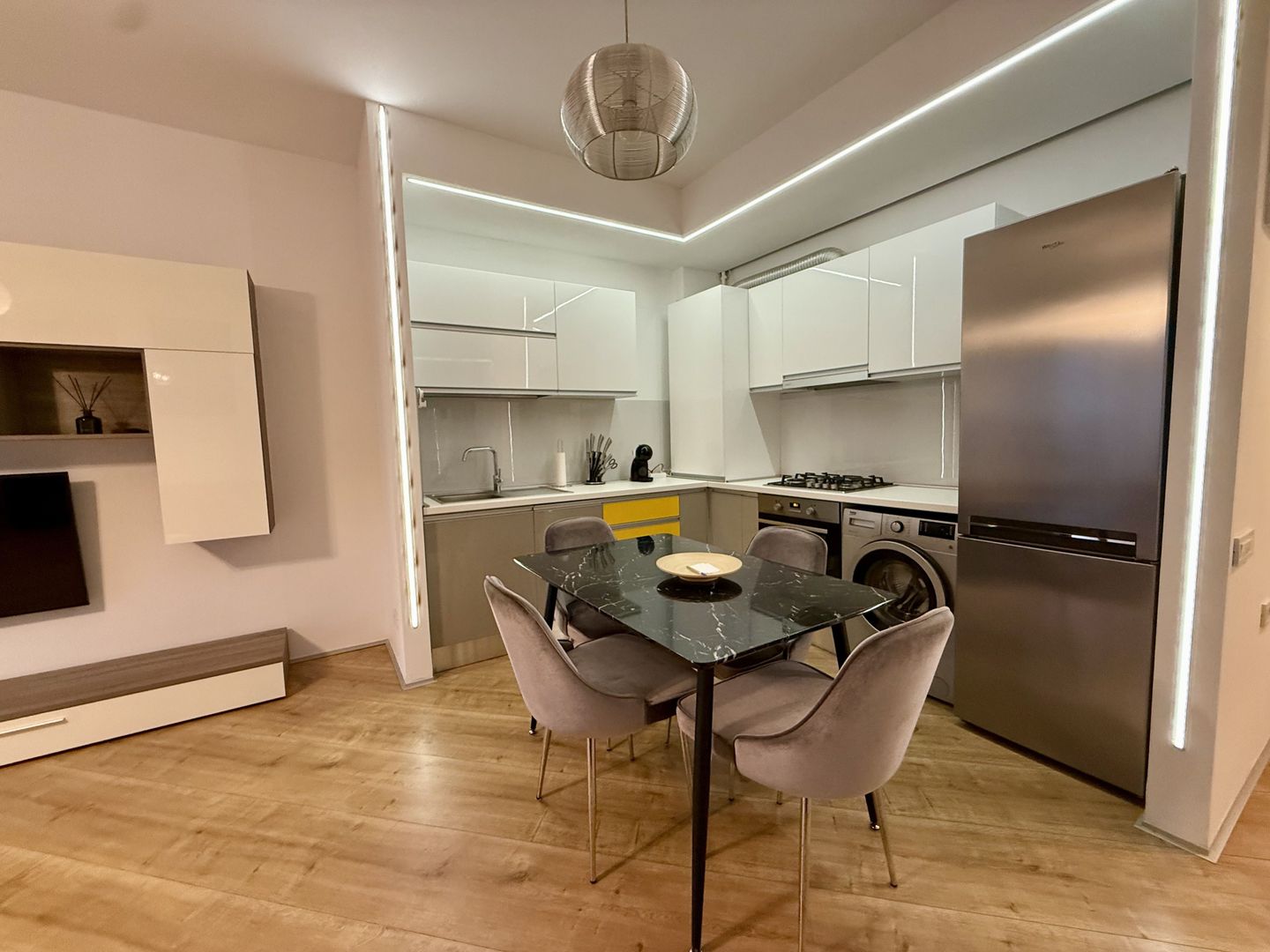 Apartament 3 Camere | INCHIRIERE | 4 City North | Loc de parcare - Poză 4