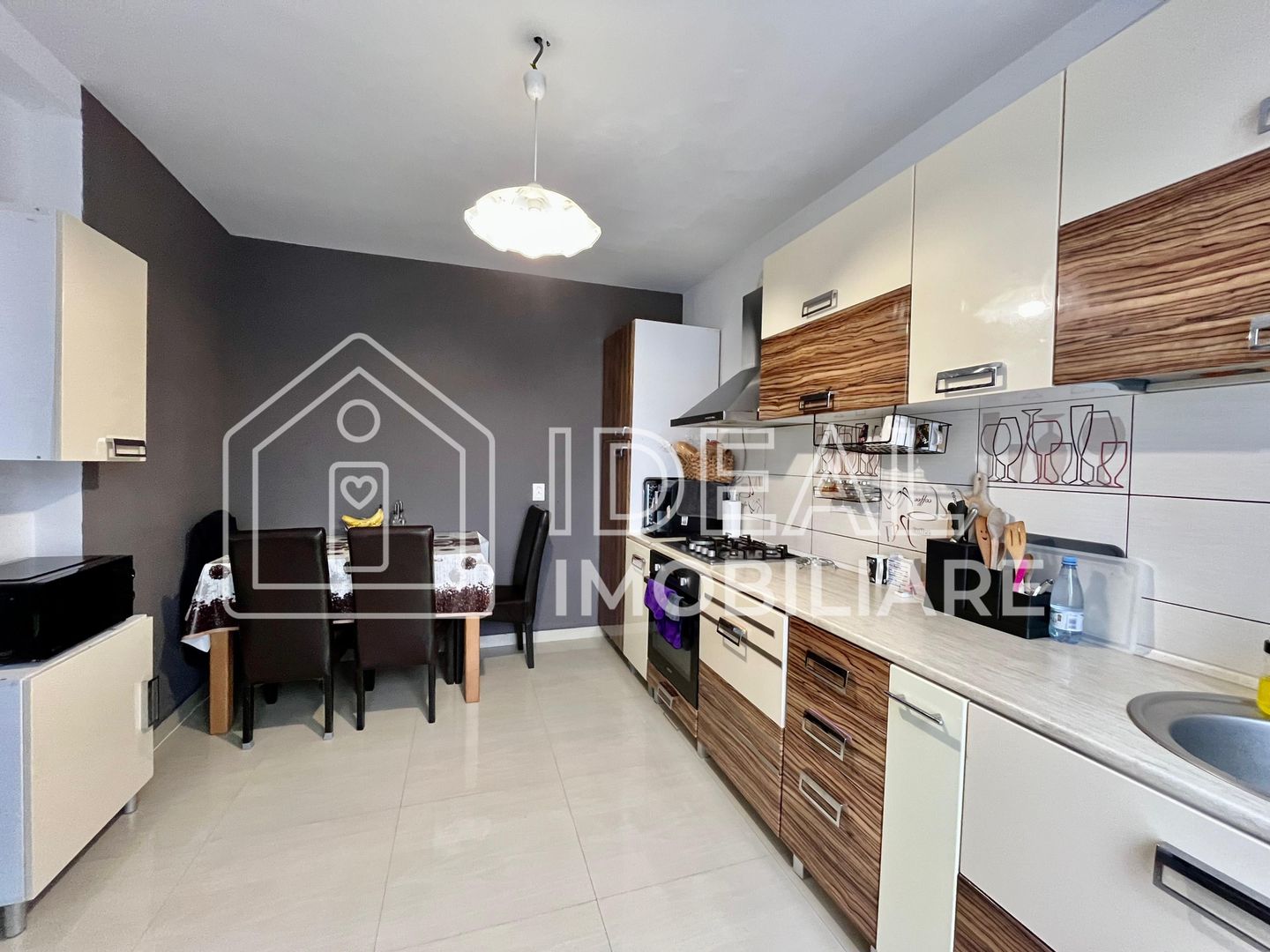 Casă tip Cvadruplex în Cartierul Zăvoi - Poză 9