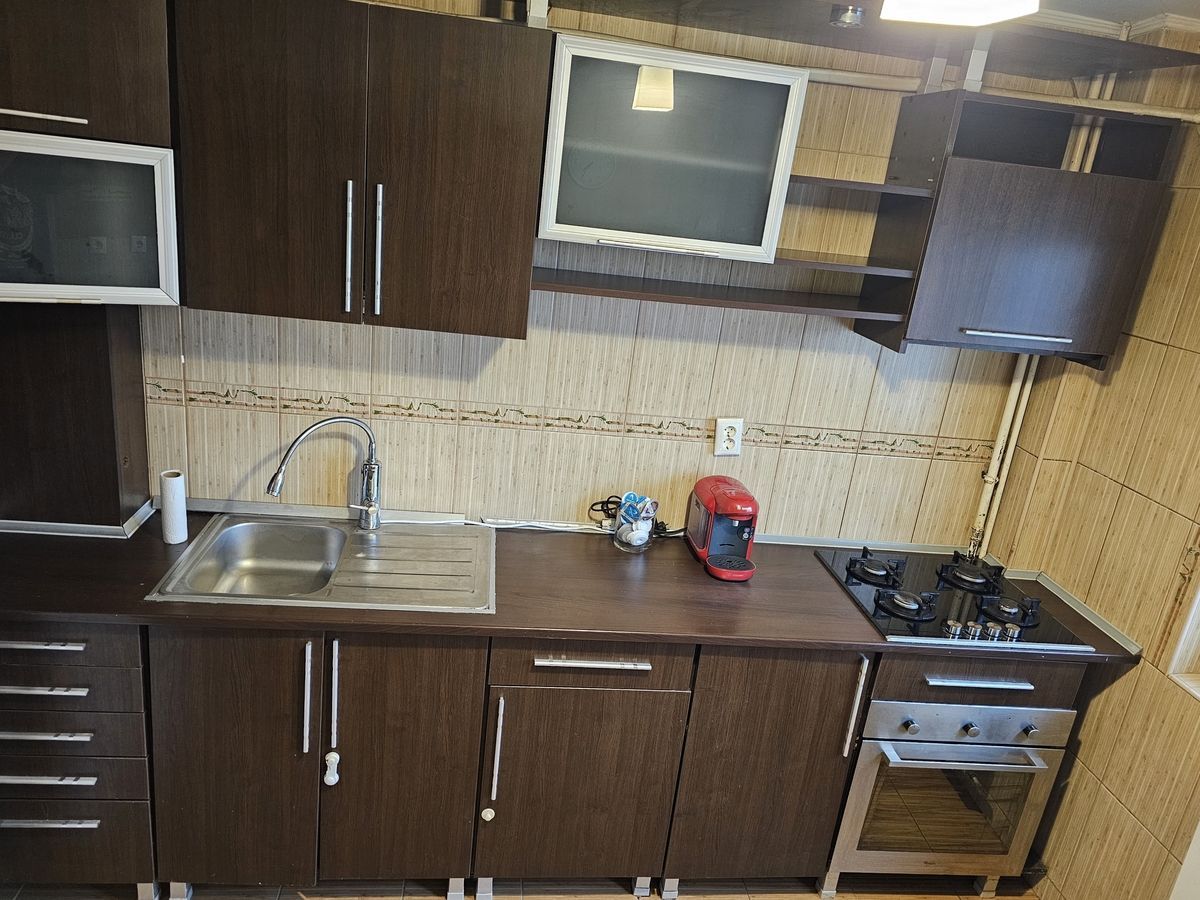 Apartament 3 camere Titan, pet friendly, 2 balcoane, mobilat modern - Poză 3