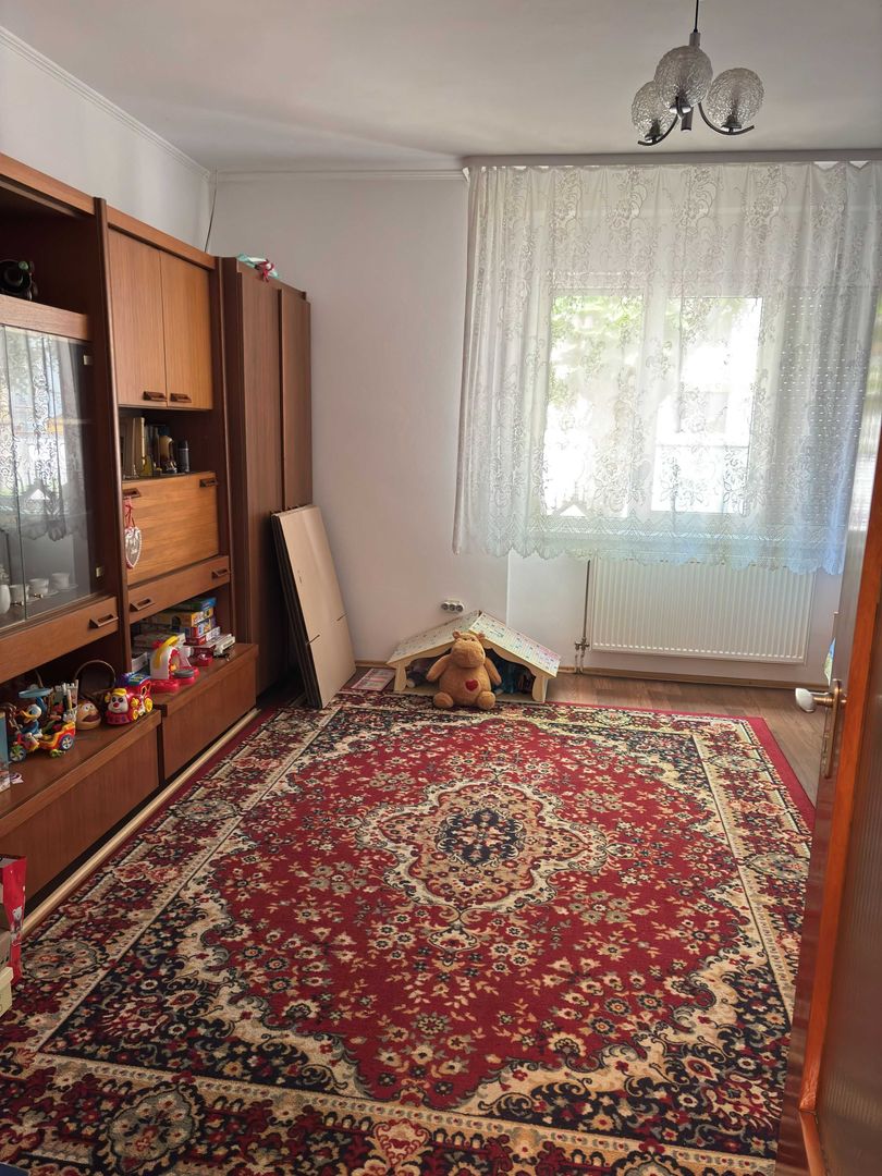 Casă deosebită cu grădină liniștită aproape de centru - Poză 5