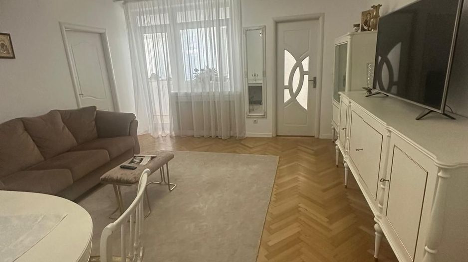 De Vanzare Apartament 3 camere Cismigiu - Sala Palatului - Poză 3