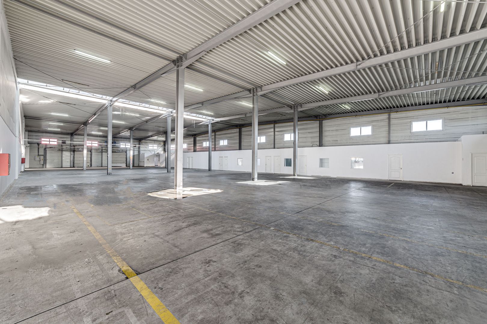 Hala industriala 1289 mp - Poză 1