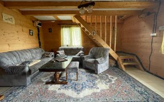 Cabana din lemn cu panorama superba asupra Florestiului - Poză 3