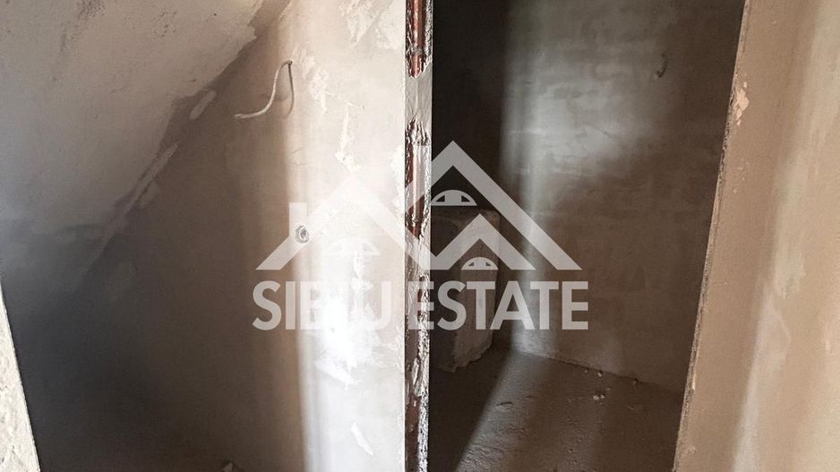 Casa duplex de vanzare 4 camere, 2 bai-s.u. 142 mp. PRET AVANTAJOS - Poză 75