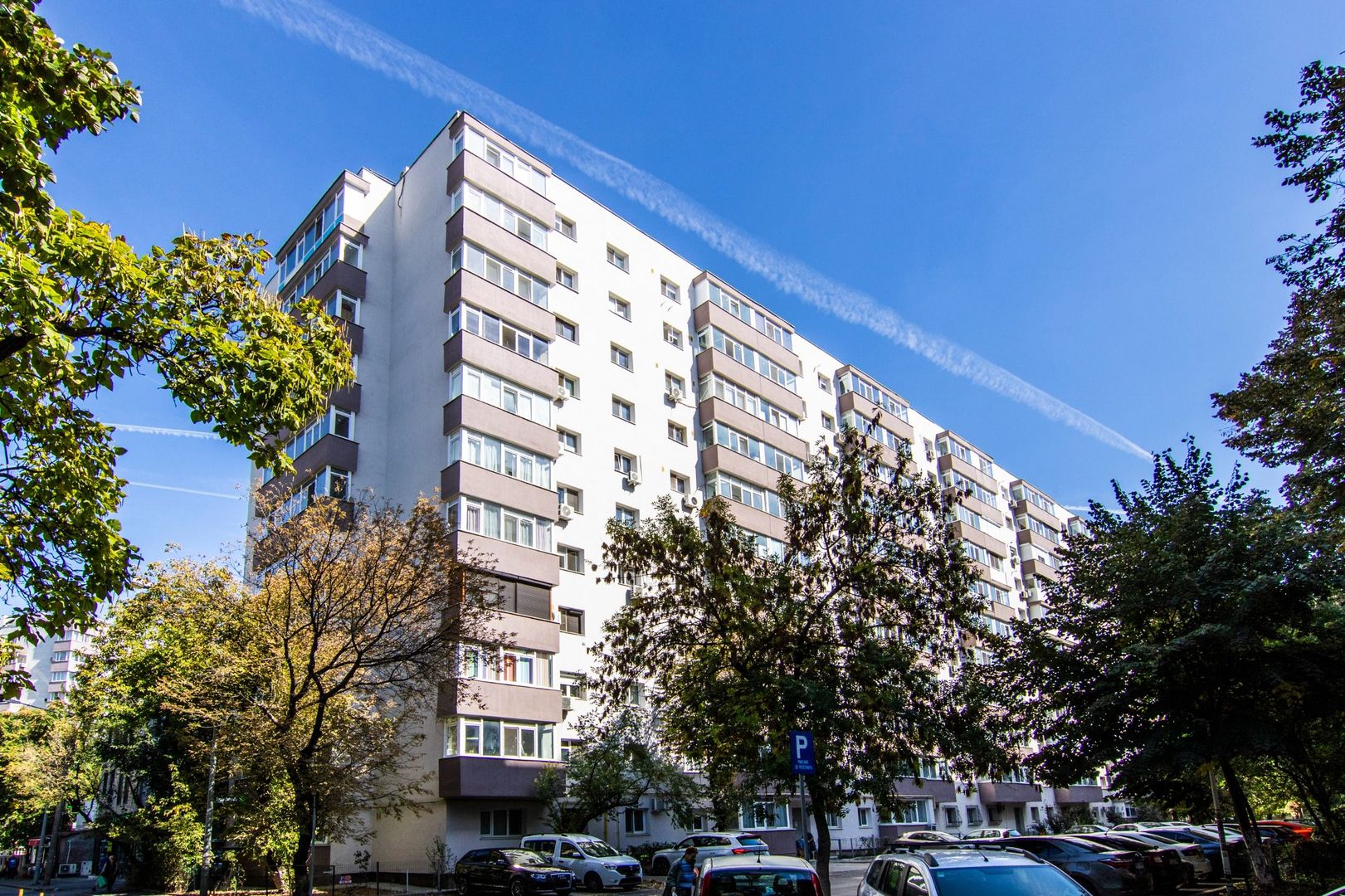 Gorjului - Garsoniera, decomandata, 35mp, c-tie 1979, bloc reabilitat, sud-vest - Poză 1