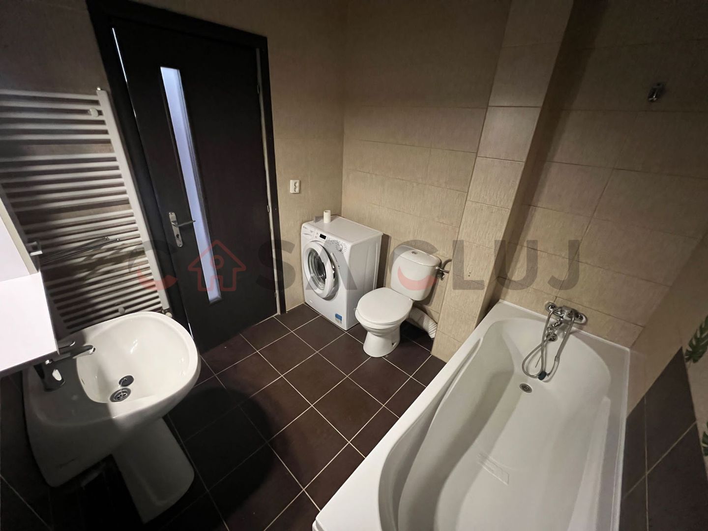 Apartament poziționat excelent, zonă liniștită , zona Borhanci! - Poză 6