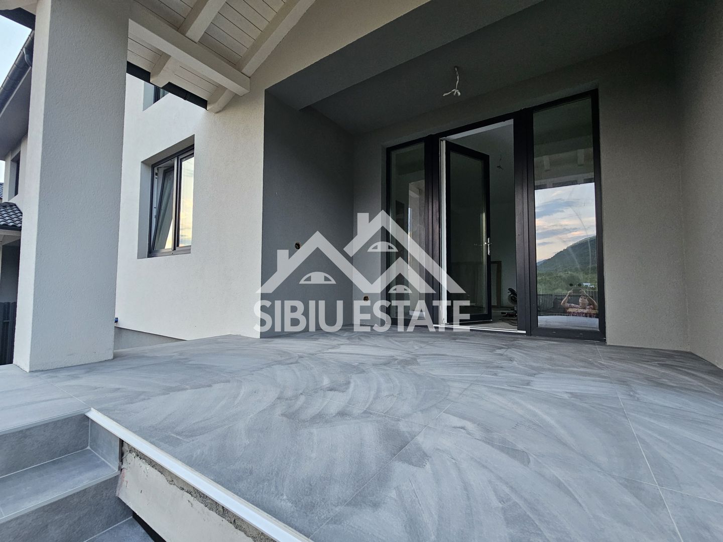 Casa Sibiu, Cisnadioara casa noua langa natura - Poză 2