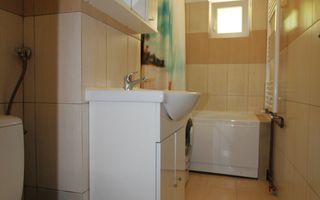 La 5 min de Județean, parter, centrală proprie - Poză 10