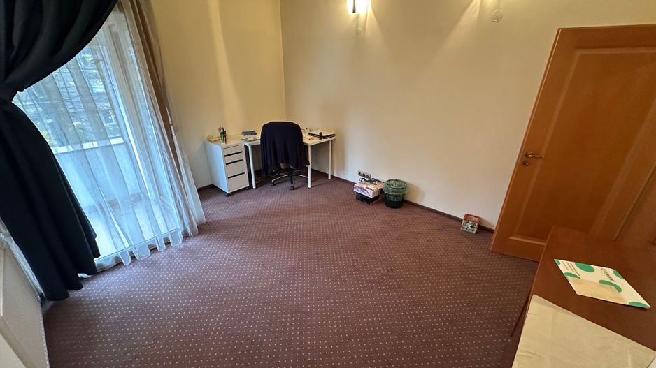 Casă / Vilă cu 6 camere în zona  Calea Aradului - Poză 40