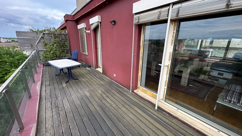 Luxury penthouse for rent close to the Center of Timisoara - Poză 16