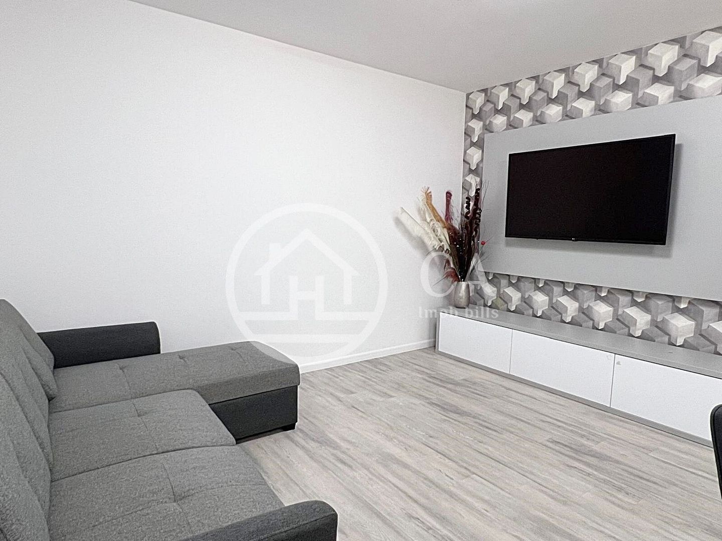 Apartament de inchiriat cu 2 camere in cartierul West Residence, Oradea - Poză 2