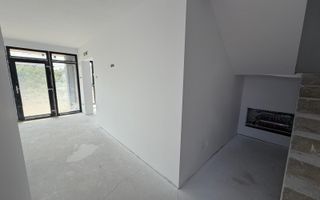 Duplex de vanzare cu 4 camere in Mosnita Noua - Poză 4