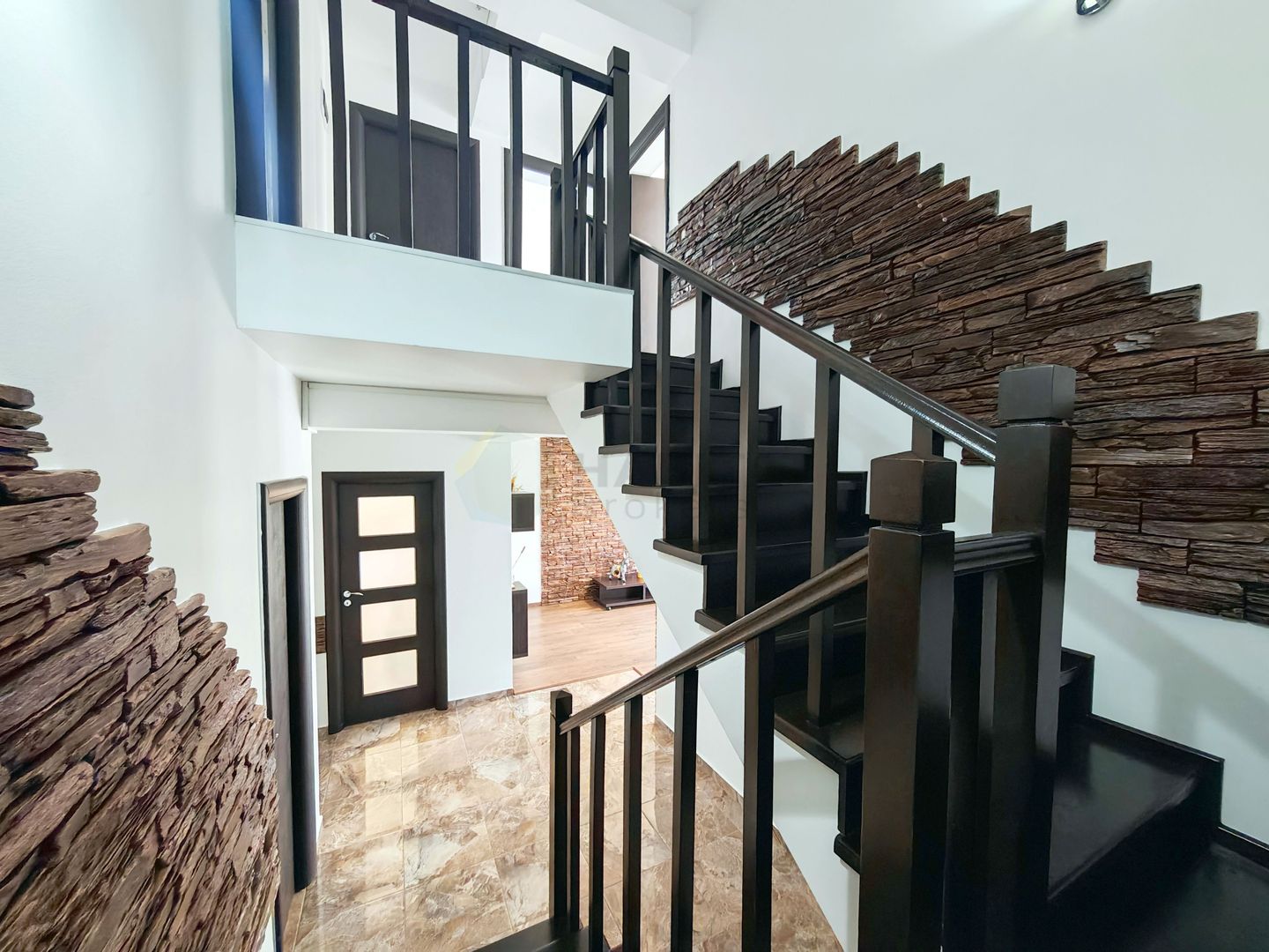 Vila individuala cu teren de 1000mp in Comuna Berceni - Poză 14