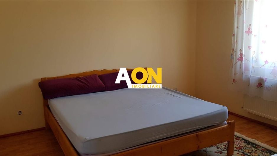 Casă de închiriat, 3 camere, cu terasă și garaj, Partoș - Poză 15