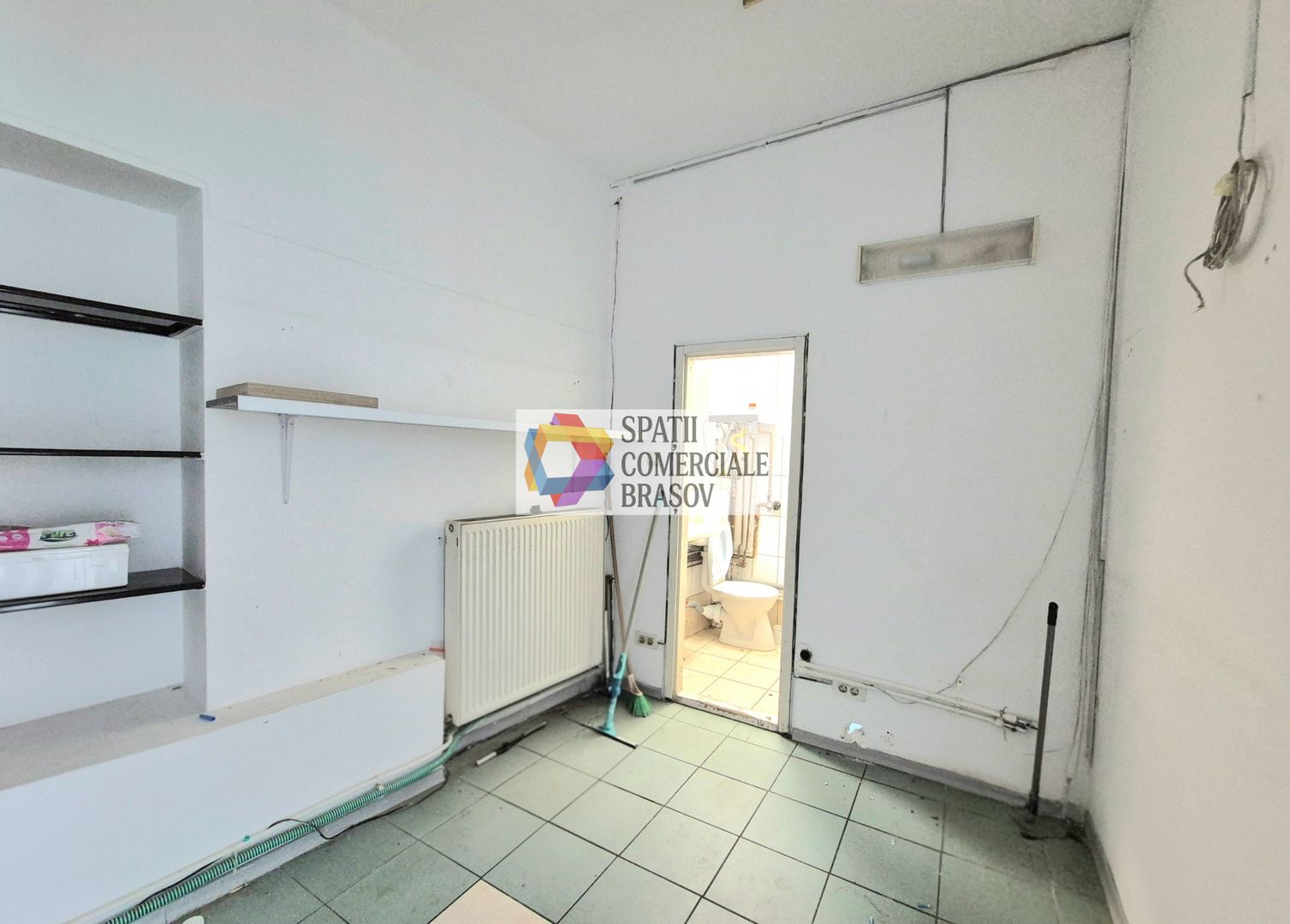 Spatiu comercial ultracentral cu vad- 50 mp - Poză 5