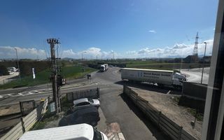 HALA 550 MP + birouri 110 mp+80 mp vestiare - zona Bartolomeu - Poză 5