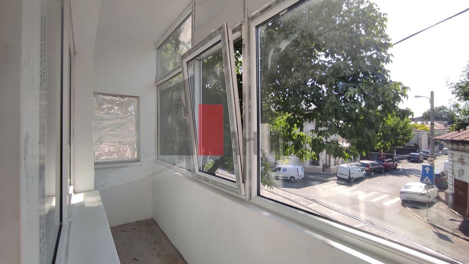 Vânzare apartament 4 camere în vilă Calea Călărașilor - Str. Traian - Poză 4