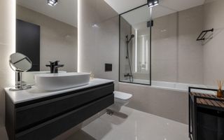 Apartament ultrafinisat la cheie, zona centrala - Poză 17