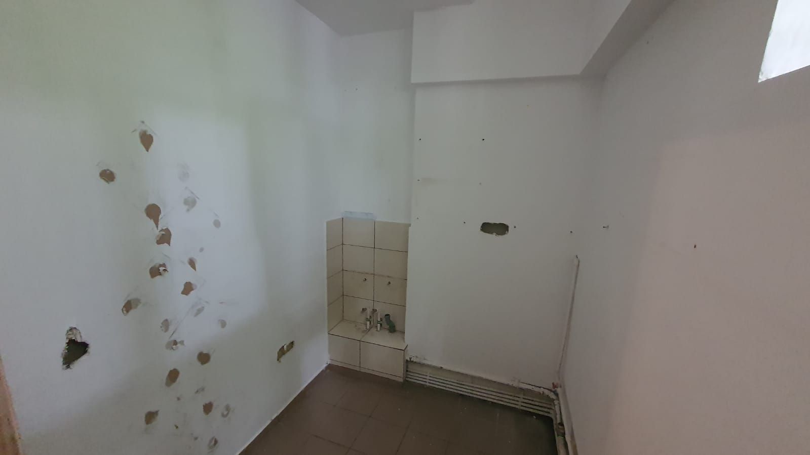 Sp. com. stradal trafic intens/intersectie Metrou Brancoveanu - Poză 8