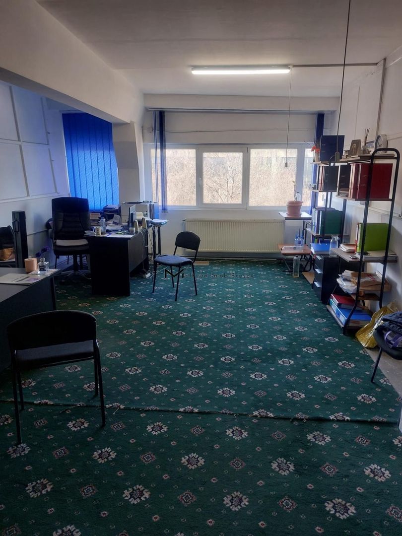 Spatiu de productie 11066 mp Noua si birouri 1200 mp - Poză 5