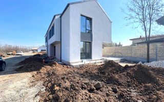 Vila Corbeanca-Petresti - Poză 2