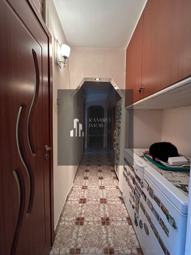 3 Camere - 70 mp si Boxa - Metrou 1 Decembrie la 5 Minute - Poză 1