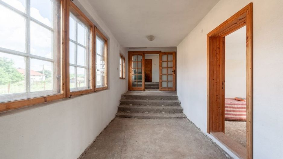 Casa in Domnesti Arges - ideala pentru locuire permanenta sau vacanta - Poză 5