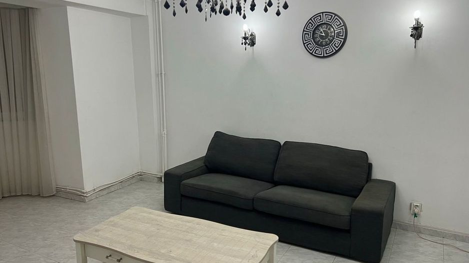 Apartament 3 camere Decebal - Poză 1