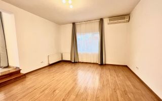 VILA CU 5 DORMITOARE LA INCHIRIERE IN COMPLEX REZIDENTIAL - Poză 3