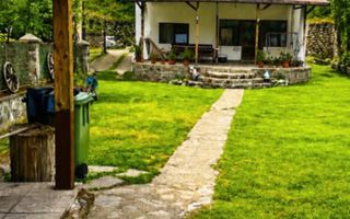 Pensiune cocheta de vanzare- Dubova-pe malul Dunării - Poză 1