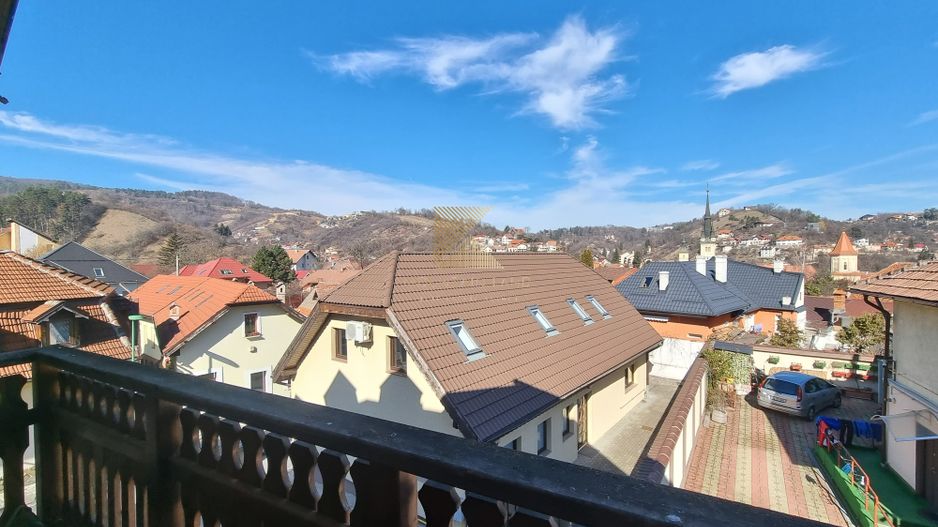 Apartament 3 camere – mobilat complet, vedere superbă,  Centrul Istori - Poză 17