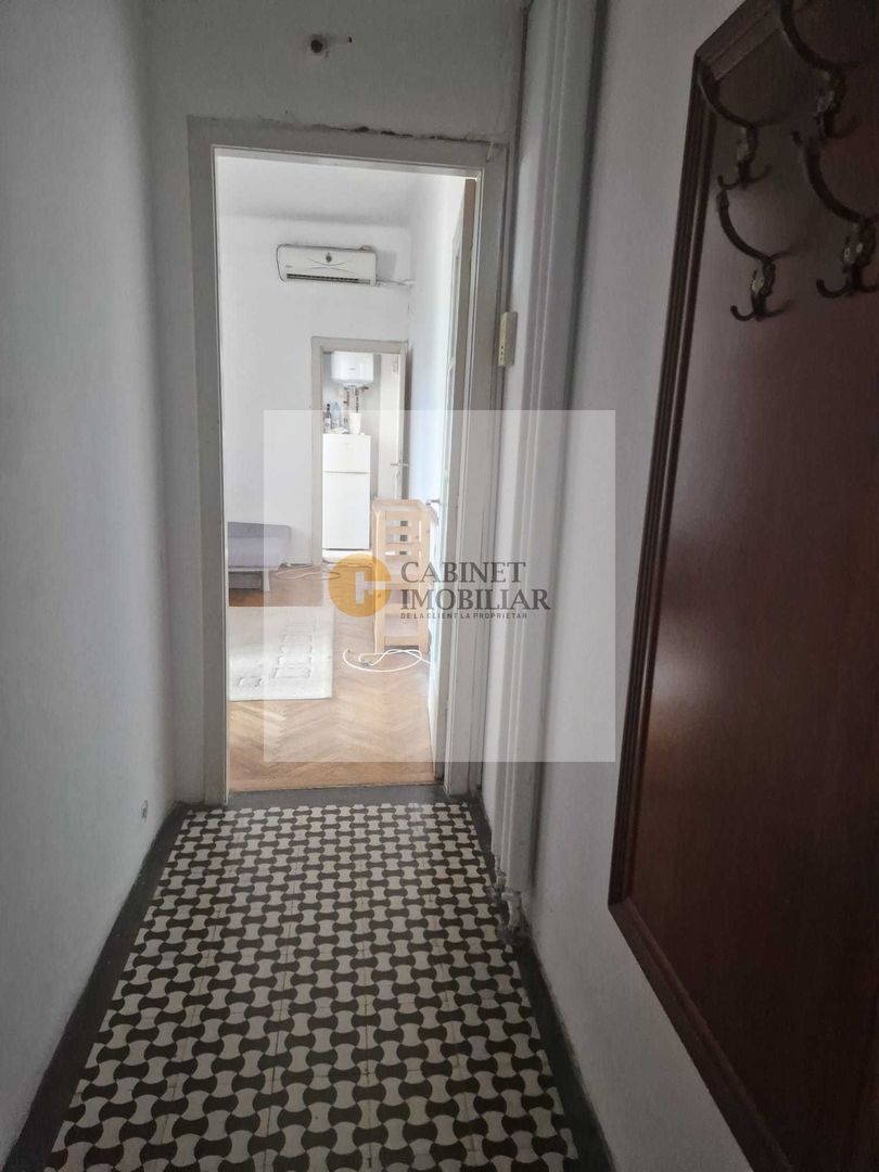 Garsoniera  30 mp |  Piata Romana  |  Balcon Vedere |  Panoramica - Poză 5