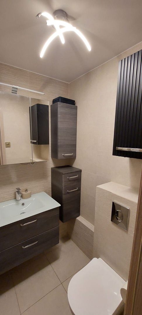 Bd. Unirii, 3 camere, 2 bai, centrala termica, parcare, lux - Poză 17