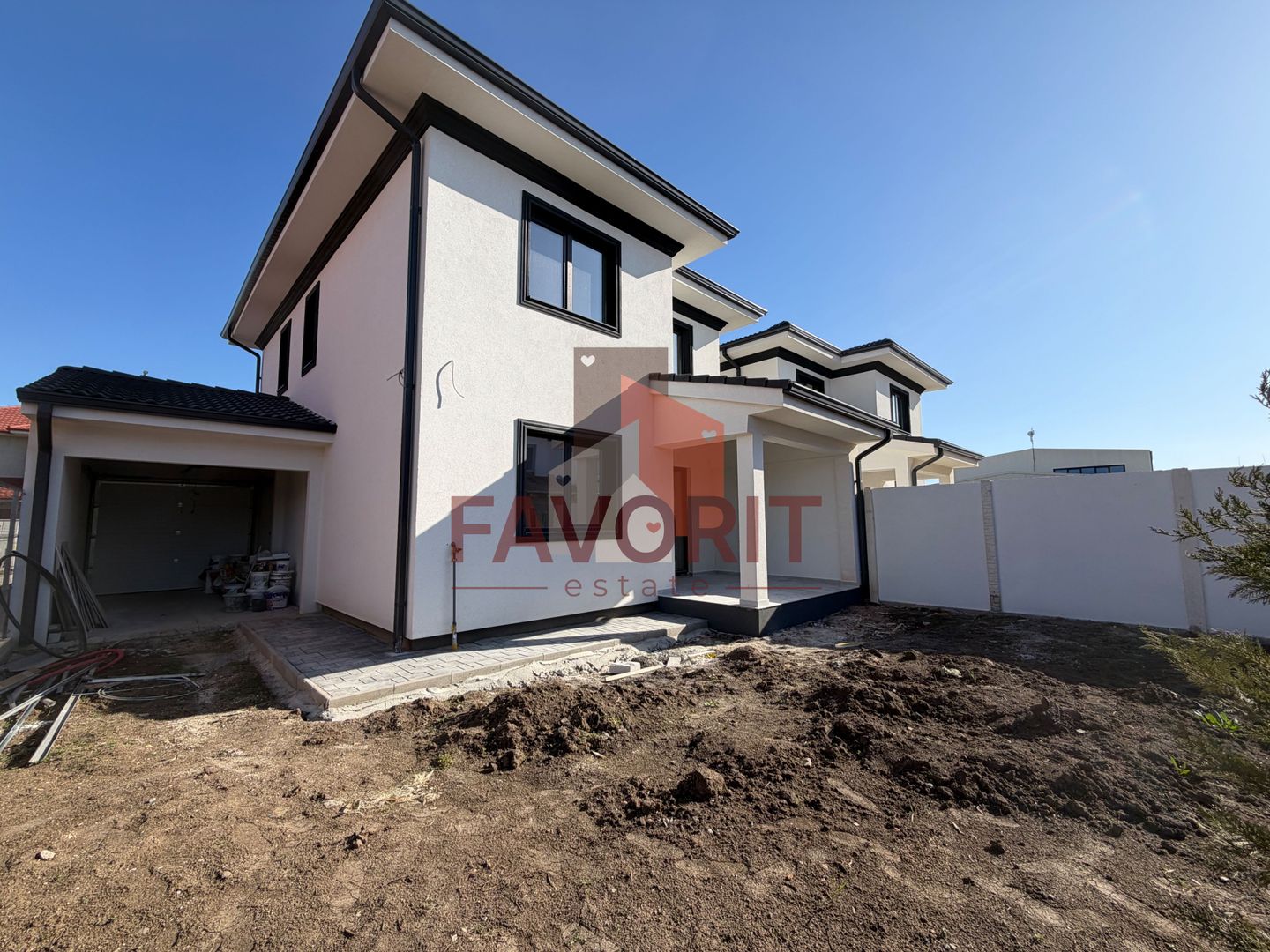 COMISION 0%. Duplex despartit prin garaj finisat la cheie in Dumbravita - Poză 3