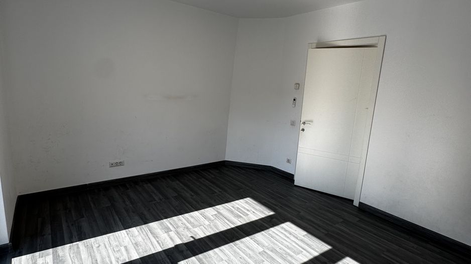 Vila 3 apartamente / 9 camere  Piata Unriii - Parcul Carol IM603 - Poză 12