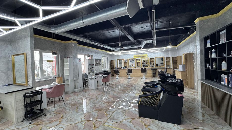 DE VÂNZARE BUSINESS – Salon de Frumusețe Complet Funcțional | 220 mp - Poză 2