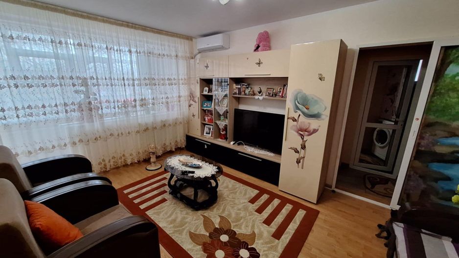 Apartament cu 2 camere, etaj 3/4, Micro 16 - Poză 4