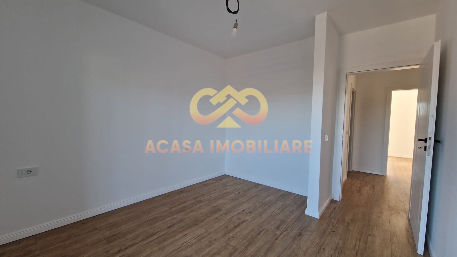 FINALIZAT APARTAMENT 3 CAMERE  GRADINA   PARCARE  BUCIUM VISAN - Poză 18