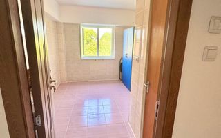 Apartament 2 camere, decomandat – Zona Centrală, bloc Lumina - Poză 6