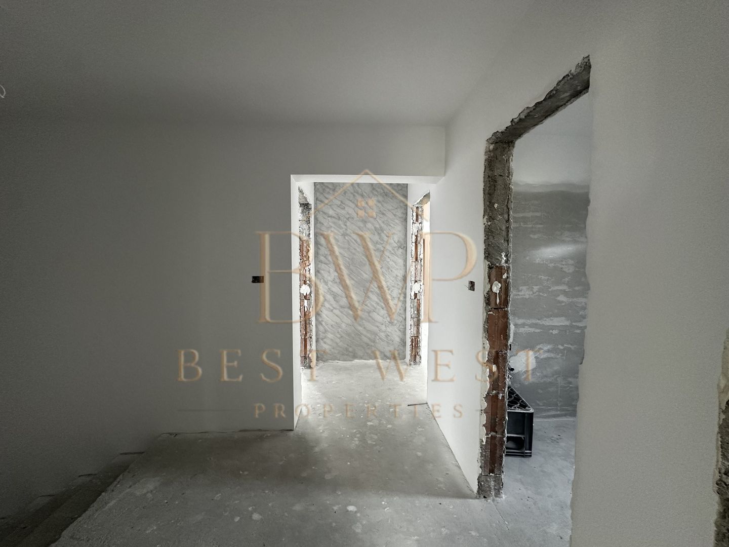Duplex, 4 dormitoare, Mosnita, drum asfaltat, toate utilitățile - Poză 13