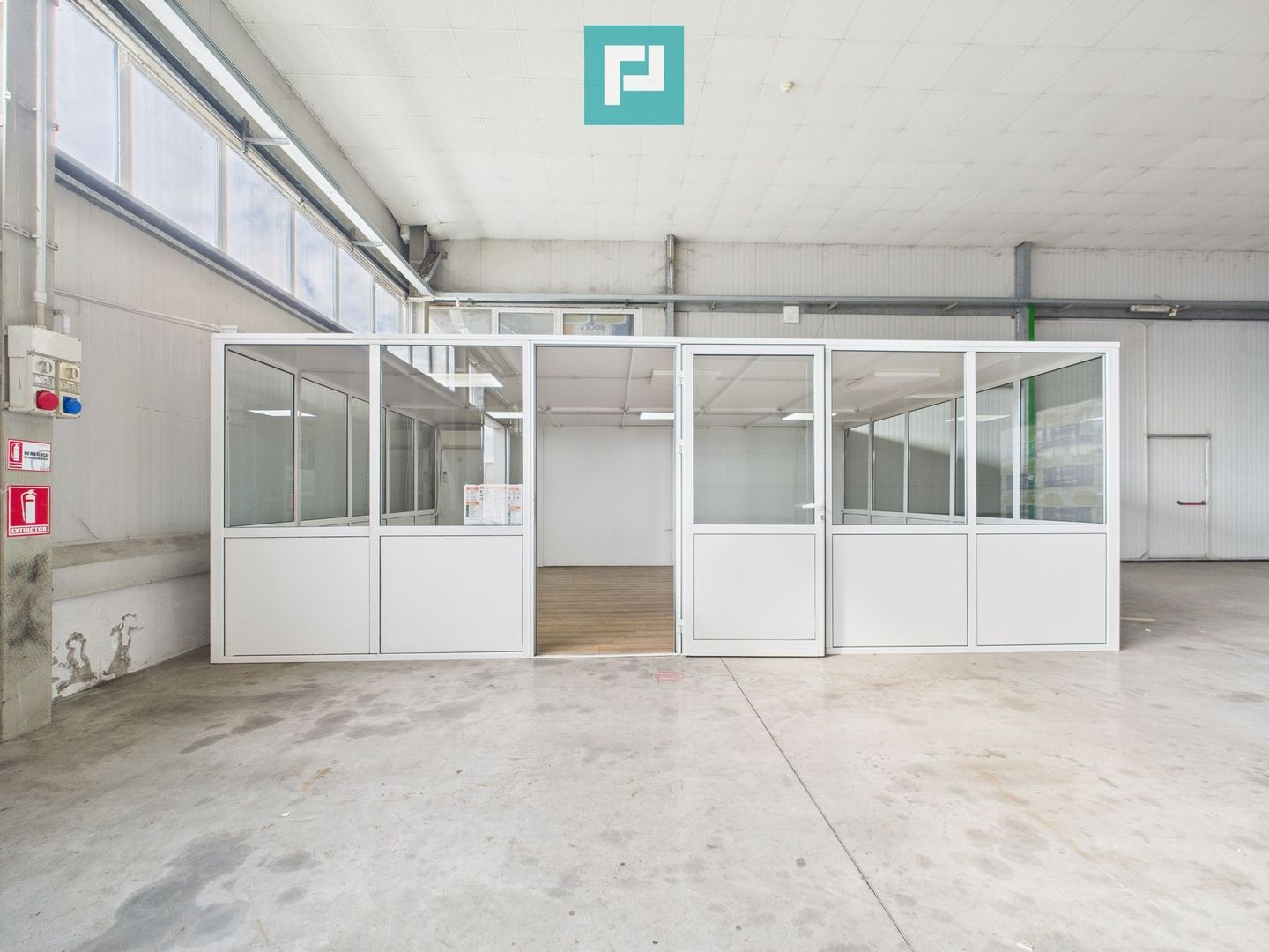 Spațiu depozitare 1,400 mp de închiriat în Ghiroda - Poză 2