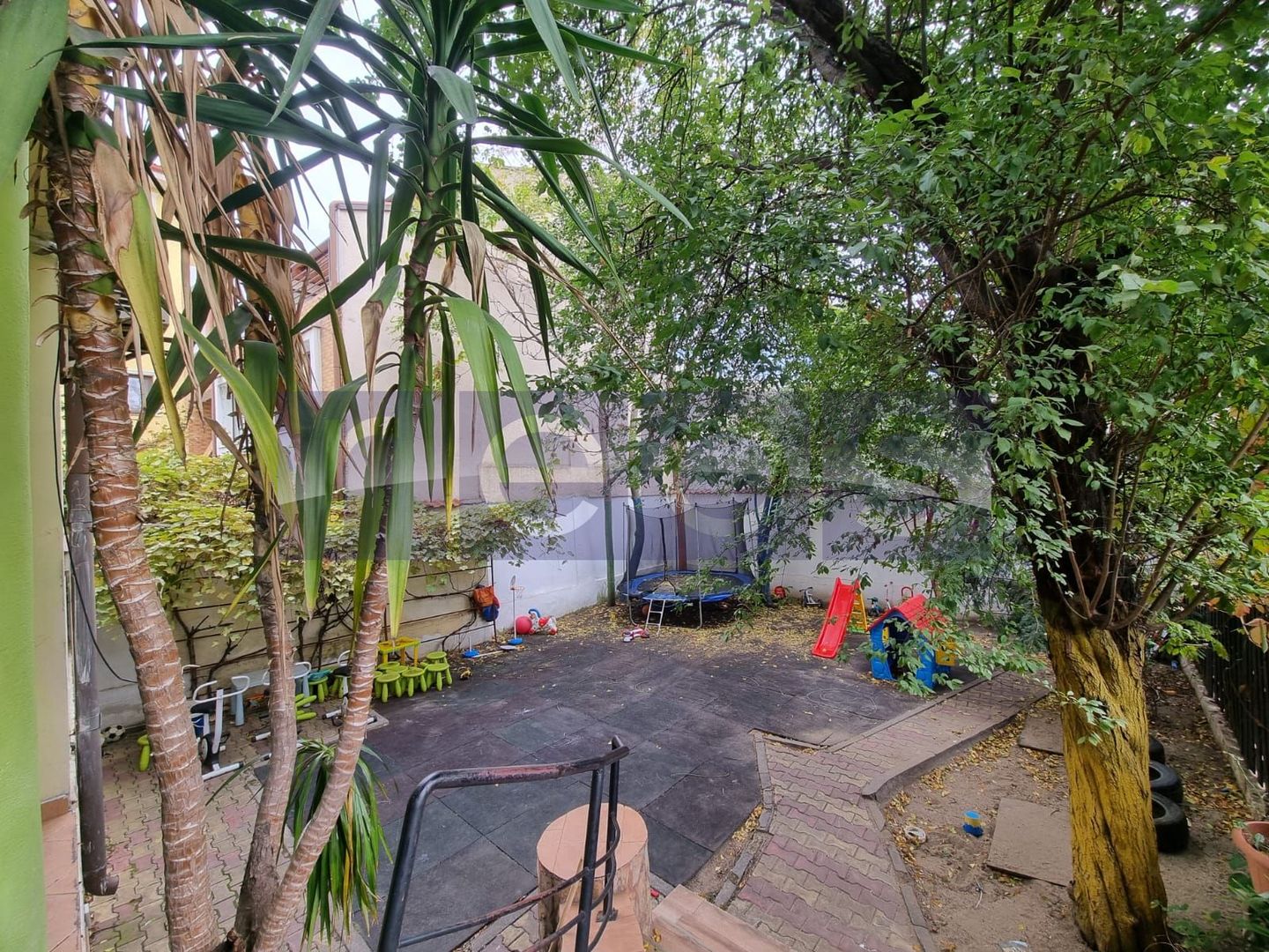 DE INCHIRIAT VILA  D+P+1+2 + CURTE | ZONA PARCUL CAROL - Poză 32