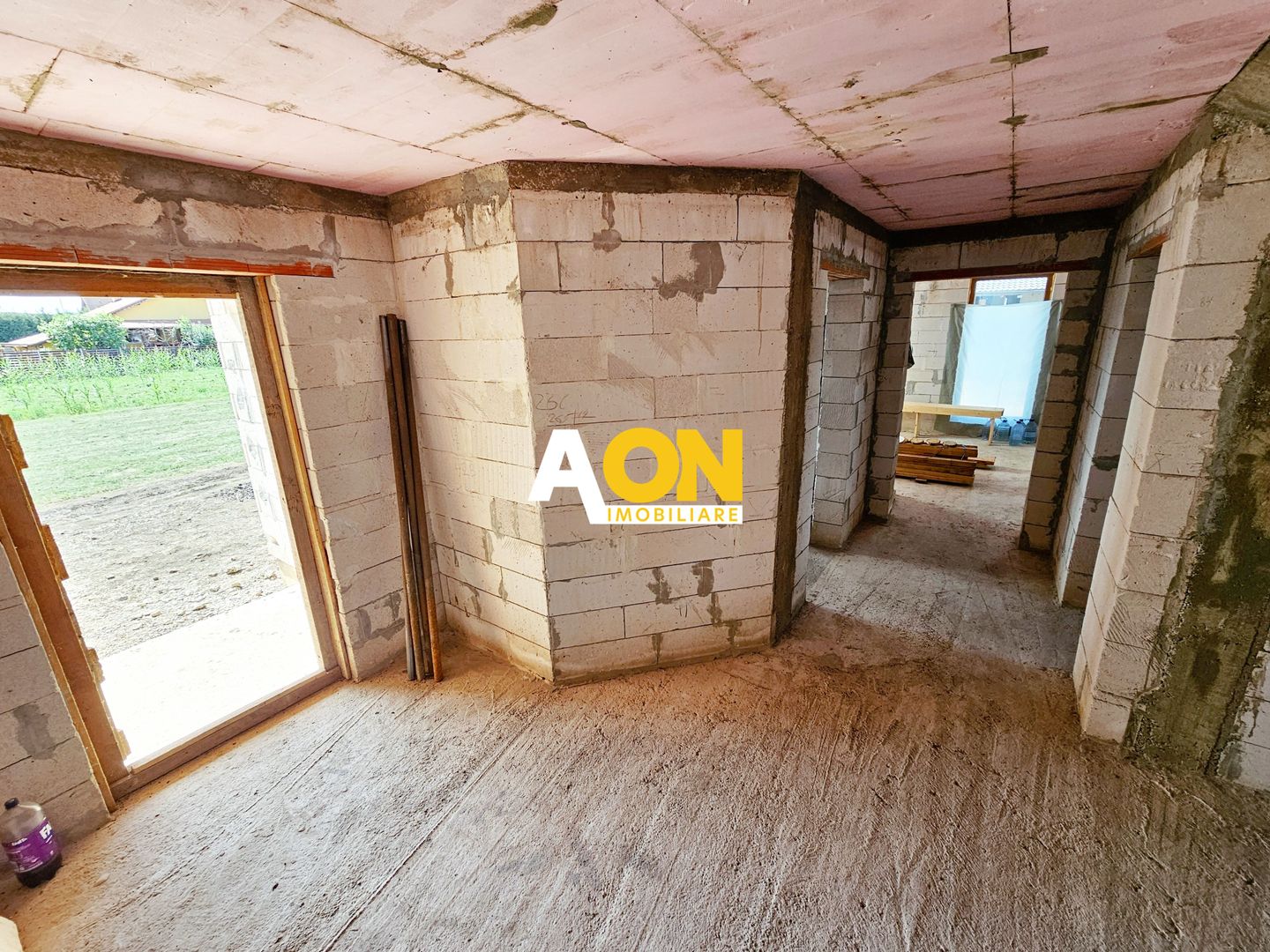 Casa la rosu, 4 camere, 301 mp teren, P+1, zona Alba-Micesti - Poză 7