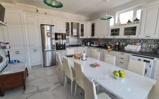 Apartament 3 camere la casa Centru Istoric utilat,mobilat 265000Eur - Poză 3