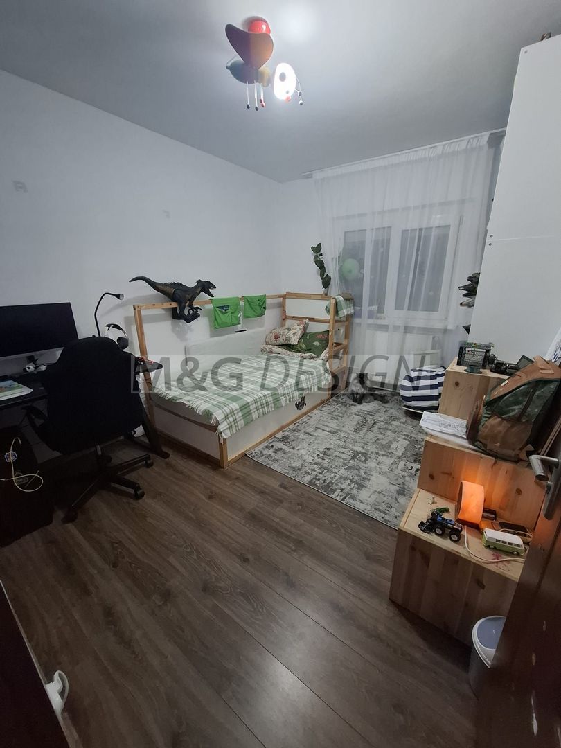 Aradului, 3 camere decomandat, renovat, NEGOCIABIL - Poză 17