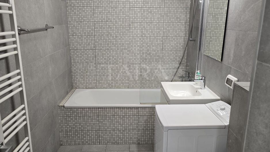 Apartament 2 Camere – Zonă Semicentrală, Vedere Panoramică - Poză 4